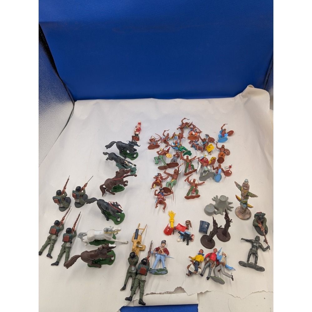 40+ Vintage Britains Toy Soldiers Horses Indians Cowboys Accys Crescent England